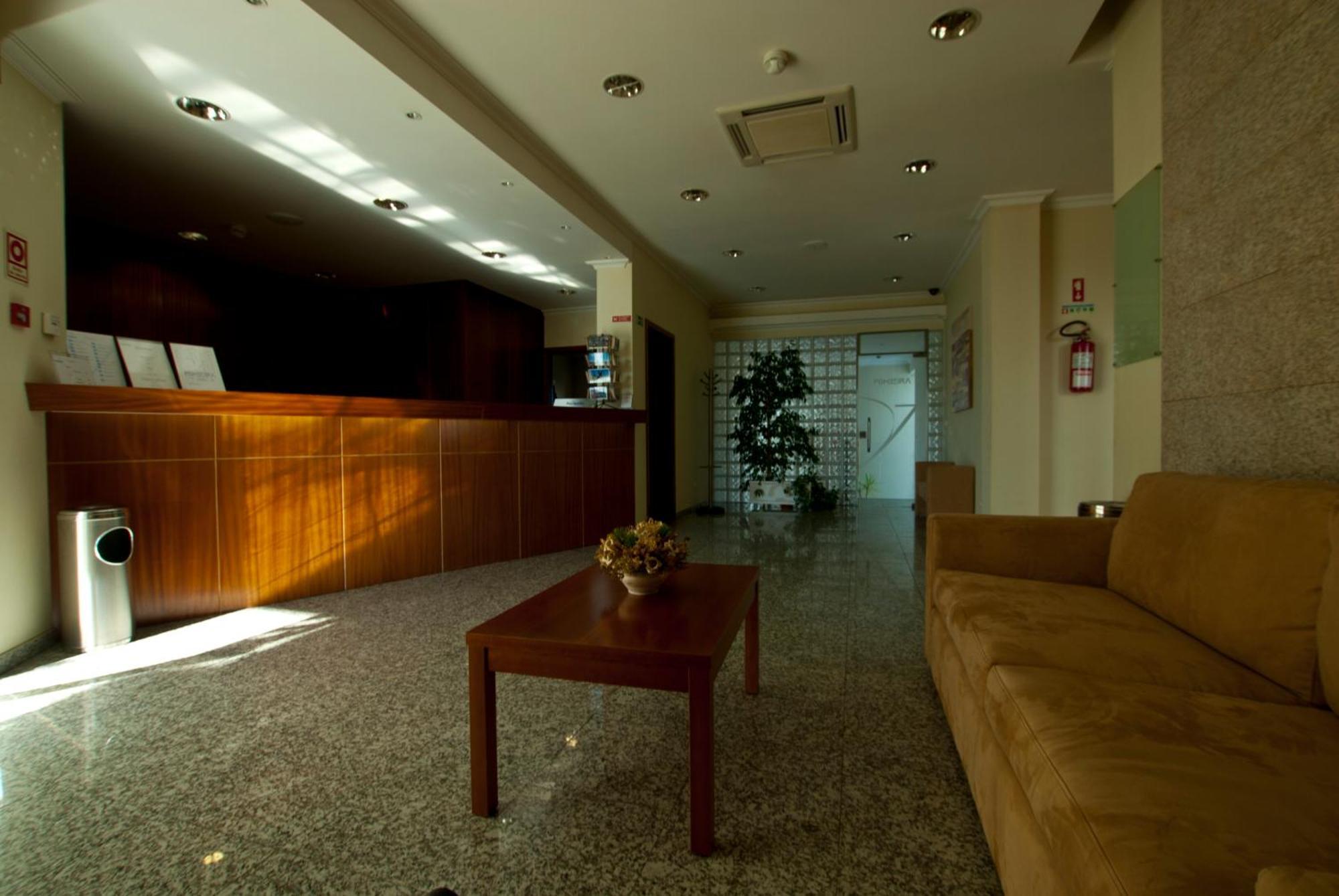 Hotel Pombeira グアルダ エクステリア 写真
